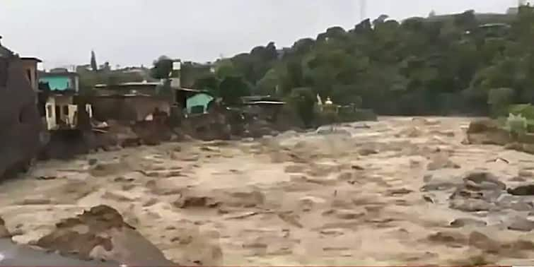 Himachal Pradesh At least nine dead, seven reported missing in flash floods triggered by heavy rainfall in Heavy Rainfall in HP: হিমাচলে হড়পা বান-প্রবল বৃষ্টি, মৃত ৯, নিখোঁজ ৭