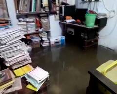 Bengal Weather Updates কলকাতা থেকে জেলা, রাতভর বর্ষণে জলমগ্ন বহু এলাকা, কালও ভারী বৃষ্টির পূর্বাভাস