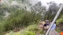 पहाड़ों पर बारिश से आफत, Chandigarh - Manali Highway हुआ बंद