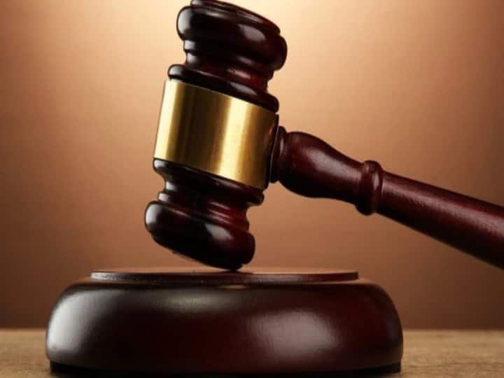 Maharashtra News: कोरोना जांच के बहाने महिला के प्राइवेट पार्ट से Swab Sample लेने वाले आरोपी को 10 साल की सजा, कोर्ट ने 10 हजार जुर्माना भी लगाया