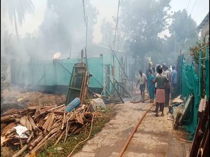 10 cottages burnt and damaged in kumbakonam கும்பகோணத்தில் 10 குடிசை வீடுகள் தீயில் எரிந்து நாசம்!