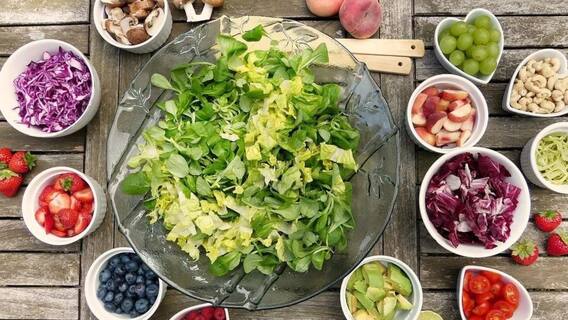 Monsoon Health Tips: বর্ষাকালে সুস্থ থাকতে যে খাবারগুলো অবশ্যই খাওয়া দরকার