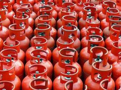 LPG gas price rises upto rs 25, it is rs 877 per 14 kg now LPG Price hike : சமையல் எரிவாயு விலை கிடுகிடு உயர்வு...ரூ.25 அதிகரிப்பு!