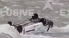 Uttarakhand Update: मंदाकिनी नदी में बह गई कार, राहत कार्य में जुटे लोग | ABP News