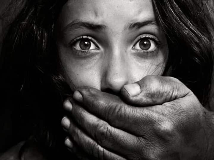 World Day Against Trafficking in Person Human Trafficking : 'ஆட்கடத்தல்' இனம் காணுதல் மற்றும் தடுப்பதில் நமது பங்கு..!