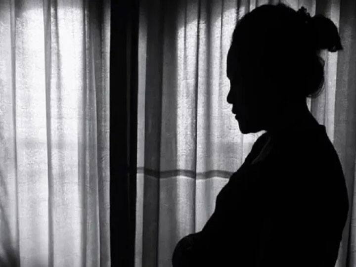 Conversion in Basti: युवती को प्रेम जाल में फंसाकर लव जिहाद का आरोप, केस दर्ज, आरोपी फरार Love Jihad case in Basti all accused escaped case registered ANN Conversion in Basti: युवती को प्रेम जाल में फंसाकर लव जिहाद का आरोप, केस दर्ज, आरोपी फरार