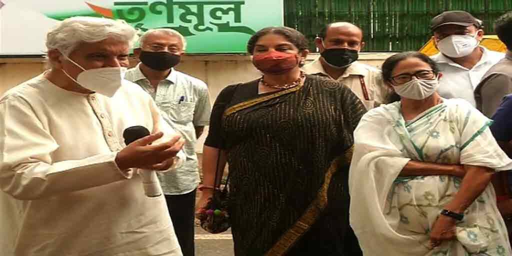 Mamata Banerjee urges Javed Akhtar to write a song on Khela hobe slogan Mamata Banerjee in Delhi: ‘খেলা হবে’ নিয়ে একটা গান লিখে দিন, জাভেদ আখতারকে অনুরোধ মমতার