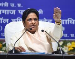 BSP Prabudh Sammelan: हाथी के मस्तक पर ब्राह्मण तिलक की माया!
