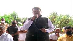 Devendra Fadnavis : विरोधी पक्षनेते देवेंद्र फडणवीस कोल्हापूर दौऱ्यावर, पूरग्रस्त चिखली गावात पाहणी