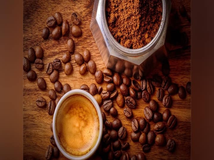 Side effects of drinking too much coffee Know here the amount of caffeine allowed per day Coffee | முரட்டு காபி பிரியரா? அடிக்கடி காபி குடிக்கிறீங்களா? இதை உடனே படிங்க..