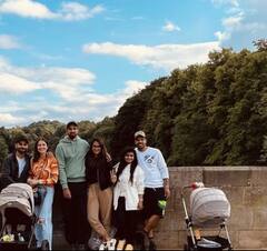 बेटी Vamika को साथ लेकर डरहम की खूबसूरत लोकेशन पर घूम रहे हैं Anushka Sharma और Virat Kohli, देखें तस्वीरें