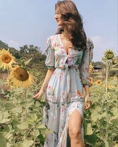 Vaani Kapoor से Samantha Akkineni तक, फ्लोरल प्रिंट्स में धमाल मचा रही हैं ये 5 हसीनाएं