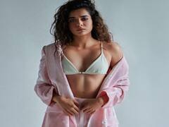 Mithila Palkar pics | காதல் இது தான் அது தான் என்று கேட்குமா - மிதிலா பால்கர் போட்டோஷூட்