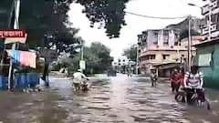 Water Logging in Howarh: বৃষ্টি কমলেও জলমগ্ন হাওড়ার ডুমুরজলা