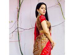 Actress Mirnalini Ravi pics | இன்னா மைலு சிர்ச்சிக்கின இங்க வந்து ஒர்சிக்கின - மிர்னாலினி ரவி போட்டோஷூட்