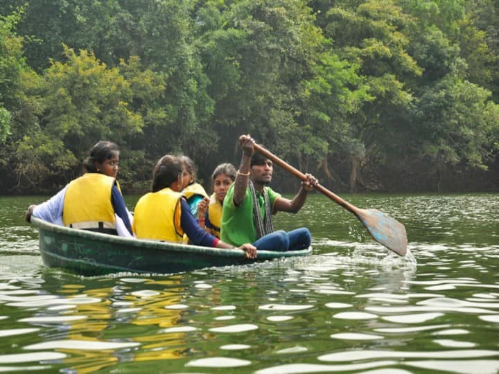 come Paralikkadu eco tourisam to enjoy nature with family 'மச்சி ஒரு டிரிப் போலமா?': ‛மேகம் கருக்கயிலே... புள்ள தேகம் குளிருதடி...’  பரளிக்காடு வாங்க..!