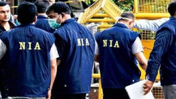 NIA is raiding in Jammu and Kashmir, Many essential items have been recovered ANN J&K: IED और टेरर फंडिंग मामले NIA की जम्मू-कश्मीर में छापेमारी जारी, कई जरूरी सामान बरामद