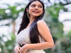 Actress Varsha Bollamma  pics | காதலே காதலே தனி பெருந்துணையே  - வர்ஷா பொல்லம்மா  போட்டோஷூட்