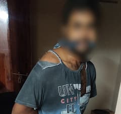 Hyderabad: మంచి నీళ్లు కావాలని ఇంట్లోకొచ్చారు.. మర్యాద చేసినందుకు నోట్లో గుడ్డలు కుక్కి బీభత్సం