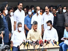 Kondapalli Mining Issue: కొండపల్లి తవ్వకాలపై రాజకీయ రగడ... నిజనిర్దారణకు వెళ్లే టీడీపీ నేతల గృహనిర్బంధం... దేవినేని ఉమ ఫ్యామిలీని పరామర్శించిన చంద్రబాబు