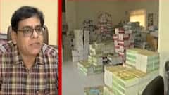 સરકારી શાળાઓમાં પાઠ્યપુસ્તકો મોડા પહોંચવા અંગે શિક્ષણમંત્રી અને મંડળના નાયબ નિયામકનું વિરોધાભાસી નિવેદન