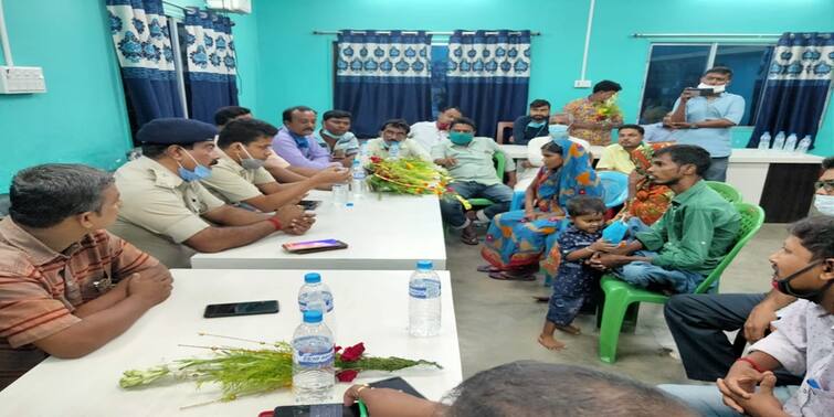 west bengal duare police camp family  reunited in Deganga দুয়ারে পুলিশ ক্যাম্পের সাফল্য, ভাঙা সংসার জোড়া লাগল দেগঙ্গায়