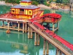 Dharadevi Mandir In Uttarakhand: ఉదయం బాలిక రూపంలో మధ్యాహ్నం యువతిగా.. సాయంత్రం వృద్ధురాలిగా కనిపించే అమ్మవారు