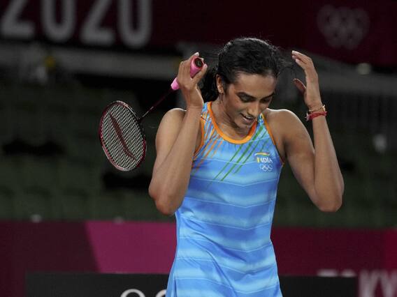 PV Sindhu Wins Bronze Medal: ‘পরপর দুটি অলিম্পিক্সে এই পারফরম্যান্স বিরাট ব্যাপার’, প্রতিক্রিয়া দোলা বন্দ্যোপাধ্যায়ের
