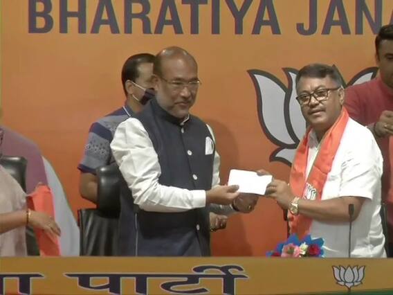 पूर्वोत्तर में कांग्रेस को लगा झटका, मणिपुर के पूर्व प्रदेश अध्यक्ष कोंथूजाम ने थामा BJP का दामन पूर्वोत्तर में कांग्रेस को लगा झटका, मणिपुर के पूर्व प्रदेश अध्यक्ष कोंथूजाम ने थामा BJP का दामन