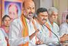 Bandi Sanjay : ఫామ్హౌస్ను దున్నేస్తా ! కేసీఆర్కు బండి సంజయ్ హెచ్చరిక