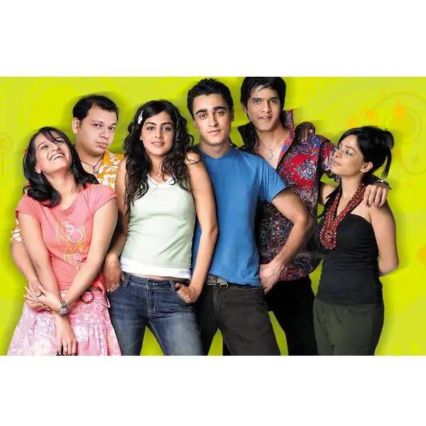 फिल्म 'जाने तू या जाने ना' में अदिति और जय नाम के दोस्तों की कहानी दिखाई गई है. यह फिल्म दर्शकों को पसंद आई थी.