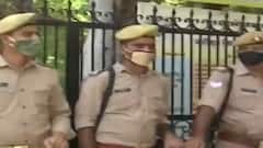 UP में लदे अफसरों के लग्जरी दिन ! , बिजनेस क्लास में हवाई सफर नहीं कर पाएंगे अफसर !