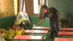 UP School Reopen: 50 फीसदी क्षमता के साथ खुलेंगे स्कूल, कोरोना नियमों का पालन जरूरी| ABP Ganga Hindi