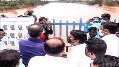 Sangli Flood Ayarvin bridge : मुख्यमंत्री उद्धव ठाकरे यांच्याकडून आयर्विन पुलाची पाहणी ABP Majha