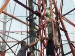 पंजाब में शिक्षकों का अनूठा प्रदर्शन खत्म, 135 दिनों से टावर पर चढ़े पटियाला के टीचर आए नीचे, देखें-Video