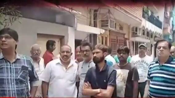 Moradabad: घर-घर लगाए सामूहिक पलायन के पोस्टर से मचा हड़कंप| ABP Ganga Hindi