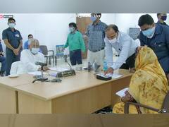 CM नीतीश के जनता दरबार में समस्या सुनाते हुए रोने लगे कई लोग, मुख्यमंत्री ने कहा- ऐसा मत करिए