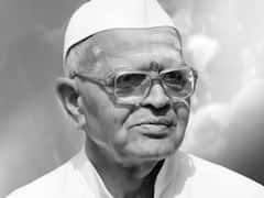 तुळजापूर तालुक्याचे माजी आमदार आणि शिक्षणमहर्षी आलुरे गुरूजी यांचं निधन