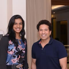 Tokyo Olympics: ప్రముఖులతో పీవీ సింధు