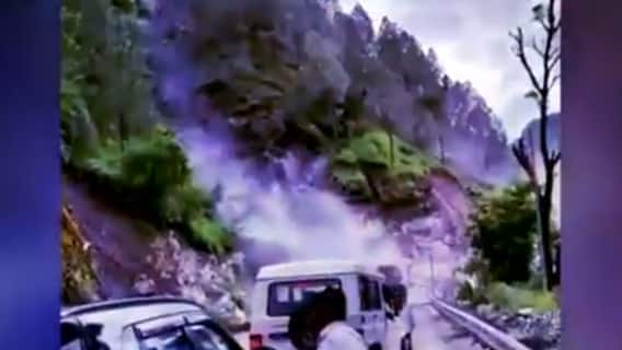 Heart wrenching visuals of destruction caused by heavy downpour | Bharat Ki Baat | 2 August 2021