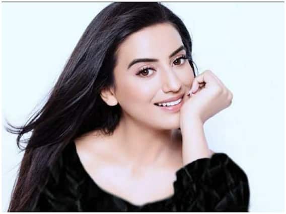Bigg Boss 15: भोजपुरी एक्ट्रेस Akshara Singh ने शो में एंट्री लेने पर तोड़ी चुप्पी, कही ये बड़ी बात Bigg Boss 15: भोजपुरी एक्ट्रेस Akshara Singh ने शो में एंट्री लेने पर तोड़ी चुप्पी, कही ये बड़ी बात