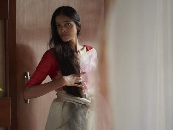 மாடலிங் துறையில் நுழைந்து பல இந்திய மற்றும் சர்வதேச விளம்பர படங்களில் நடித்துள்ளார்