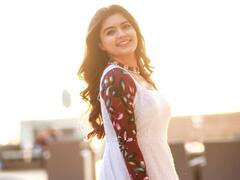 Actress Amritha pics | சுடிதார் அணிந்து வந்த சொர்க்கமே - அமிர்தா போட்டோஷூட்