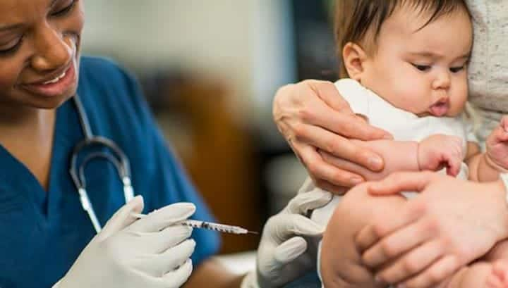 In Tamil Nadu, 90 percent of children have been vaccinated in only 6 districts in 2019-2020. குழந்தைகளுக்கான வழக்கமான தடுப்பூசி ரொம்ப முக்கியம் - அலெர்ட் செய்யும்  சுகாதாரத்துறை இயக்குனர்!