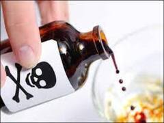 நடத்தையில் சந்தேகம்: உணவில் விஷம் வைத்து 70 வயது கணவர் கொலை; உடன் உண்ட உறவினர் கவலை; 2வது மனைவி கைது!