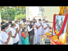 தீரன் சின்னமலை நினைவு நாள்: சங்ககிரி மலைக்கோட்டைகள் அரசியல் கட்சியினர் மரியாதை!