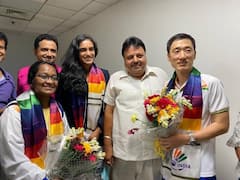 PV Sindhu: టోక్యో ఒలింపిక్ కాంస్య పతక విజేత పీవీ సింధుకు దిల్లీలో ఘన స్వాగతం