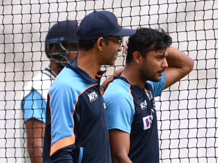 Three Players Who Can Replace Concussed Mayank Agarwal In Ind vs Eng 1st Test Three Players Who Can Replace Concussed Mayank Agarwal In Ind vs Eng 1st Test