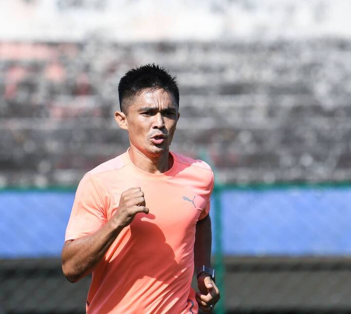 भारतीय फुटबॉल संघाचा कर्णधार सुनिल छेत्री आज आपला 37 वा वाढदिवस साजरा करत आहे.  (photo courtesy : @chetri_sunil11 Instagram)