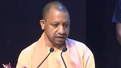 Lucknow: CM Yogi ने 50 नवनियुक्त डिप्टी कलेक्टर्स को सौंपे नियुक्ति पत्र, कई गणमान्य रहे उपस्थित
